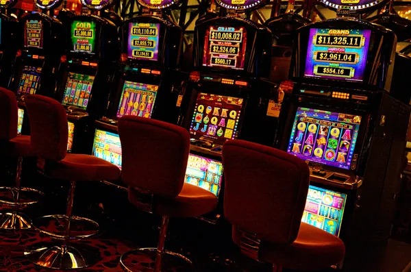 Draw result announcement showing winning numbers and payout calculation