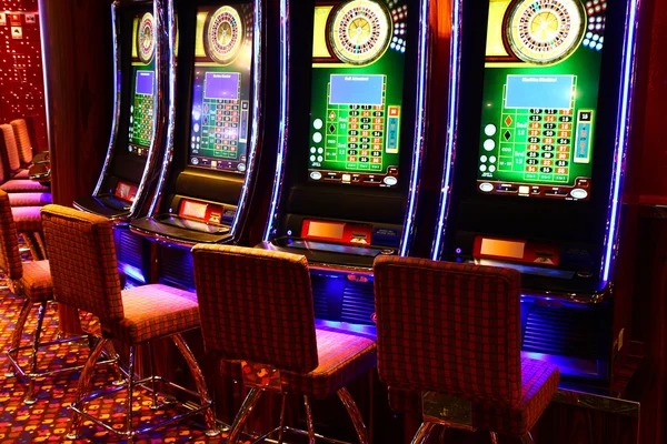 Email verification confirmation screen showing inbox with jawawin link and verification status badge